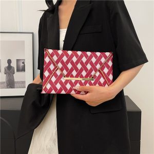 Casual chain women's bag 2024 summer new trendy fashion pop texture small bag handheld armpit bag – Image 4