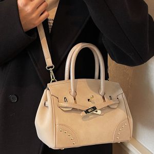 High-end platinum bag women's 2024 new retro fashion temperament contrasting soft girl crossbody bag hand-held Kelly bag – Image 4