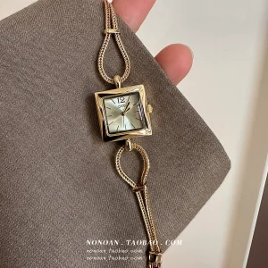 NONOAN small fragrance vintage court niche light luxury pre-owned premium sense hand chain small square watch – Image 4