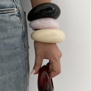 European and American cross-border jewelry fashion sense multi-color curved texture bracelet irregular acrylic acetate bracelet
