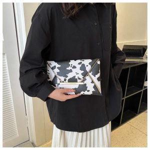 Summer new niche design fashion trend clutch bag retro simple casual trend envelope bag women's bag – Image 6