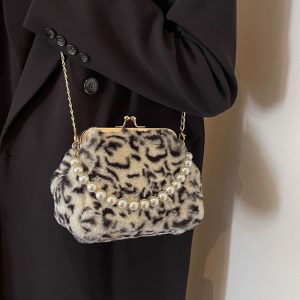 Plush Shell Dinner Bag 2024 New Women's Fall Winter 2024 Niche Leopard Print Crossbody Bag Pearl Chain Shoulder Bag – Image 3