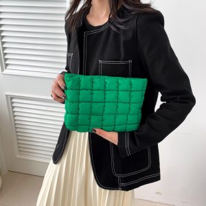 New Casual Retro Clutch Wallet Winter 2023 Retro Fashion Small Square Bag Simple Fashion Trend Clutch Bag – Image 3