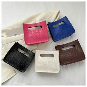 2024 New Niche Design Handheld Solid Color Bag Bag Women's Tide Soft Leather Simple Small Fresh Cute Simple Commuter Bag – Image 9