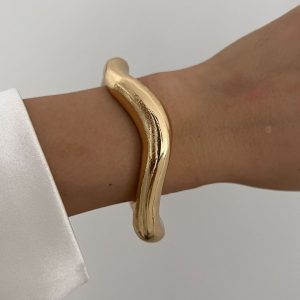 European and American cross-border fashion trend design sense spring bracelet female metallic glossy water drop hug bracelet – Image 7