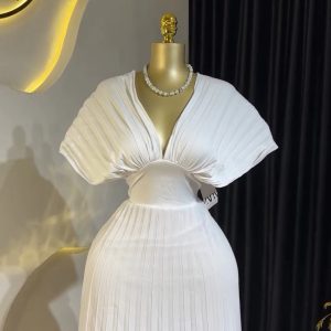 European and American women's clothing 2025 spring new temperament, elegant pressed pleated V-neck, bat-sleeved high-waisted A-line dress, long skirt – Image 4