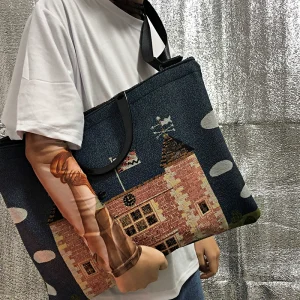 EddyStudio original design 2025 new yarn-dyed jacquard good texture ethnic style wooden handle crossbody bag – Image 3