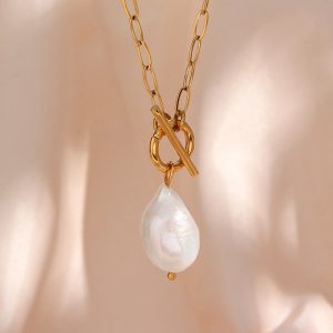 European and American ins fashion and versatile pendant jewelry women's stainless steel baroque freshwater pearl paper clip chain necklace