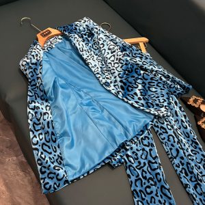 Station européenne 2025 velours doré Nouveau défilé européen et américain professionnel Costume imprimé léopard Pantalon évasé Ensemble deux pièces 05678 – Image 4
