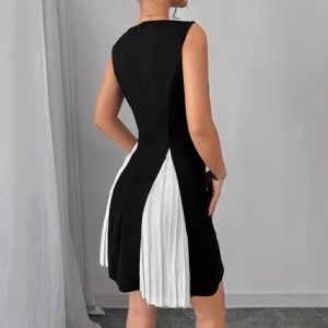 European and American autumn and winter new temperament simple color-block press pleated dress black and white – Image 3