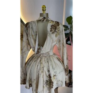 European and American women's clothing 2025 spring new temperament elegant print V-neck balloon sleeve high-waisted dress short skirt – Image 3