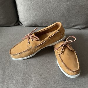 COMMERCE EXTÉRIEUR CHAUSSURES EN PEAU DE VACHE FAITES À LA MAIN PLDNAKUM SEBAGO CHAUSSURES – Image 3