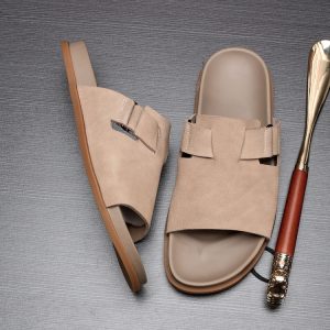 2025 new leather slippers, men's fashion brand, simple fashion flip-flops, summer breathable, casual and versatile sandals – Image 4
