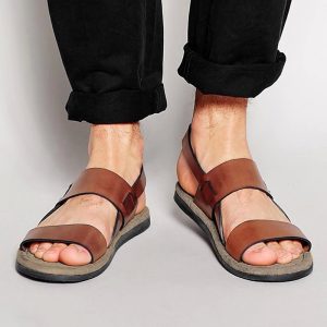 Vigo Korean men's sandals summer tide toe beach shoes men's shoes casual breathable men's leather sandals