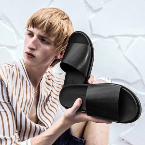 European station British leisure summer sandals and slippers leather sandals and slippers flat bottom thick bottom word drag beach shoes tide drag – Image 3