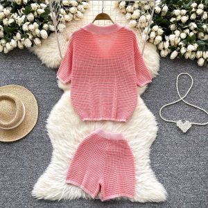 Korean fashion suit, women's summer lazy style, retro lapel, short sleeve, cut-out knit top, tight hip shorts – Image 3