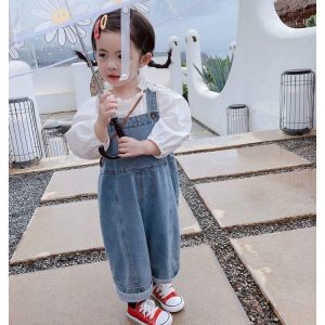 Baby clothes spring and autumn Korean version of fashionable foreign denim bib pants split set one-year-old baby girl spring clothes tide – Image 3