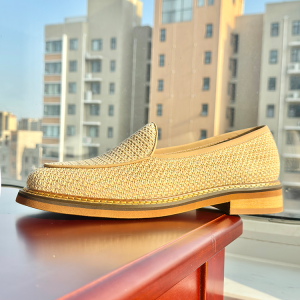 Hand-woven hemp straw shoes, men's summer breathable linen shoes, Chinese casual apricot leather loafers, one foot – Image 3