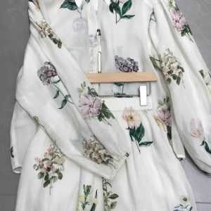 European Station European Goods Shorts Set Women's Summer Dress Fashion Two Piece Set 2025 White Printed Shirt Long Sleeves Loose Sleeves – Image 3