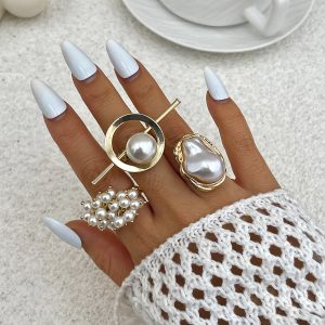 European and American cross-border baroque shaped imitation pearl ring set fashion ins style metal pleated flower ring woman – Image 4