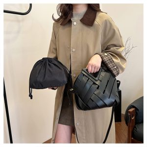 New Vegetable Basket Triangle Magnetic Buckle Woven Hollow Women's Bag Handbag One-Shoulder Crossbody Bucket Women's Bag – Image 7