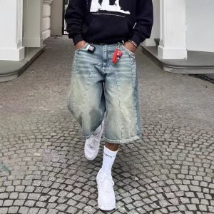 American retro washed high street denim shorts men's and women's straight-leg wide-leg distressed loose casual and versatile cropped pants – Image 3