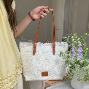 French gentle lace bag women's 2025 new large-capacity casual hand-tote bag fashionable commuter shoulder bag – Image 3