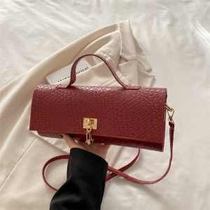 solid color casual lock fashion and delicate weaving large-capacity foreign cross-body baguette women's bag – Image 4