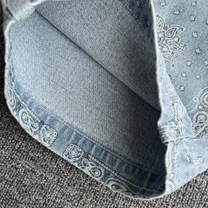 American street fashion hip hop full print cashew flower denim shorts mid and high waist summer fashion niche loose 5 point pants men – Image 5