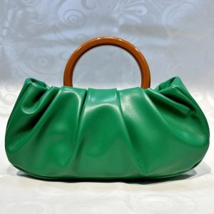 European and American trend pleated clouds 2025 new dinner bag resin large ring handbag fashion temperament women's bag – Image 3