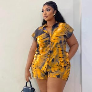European and American women's clothing, short sleeves, lapels, plus size printed shirts, casual shorts, African fashion, loose cross-border two-piece women – Image 3