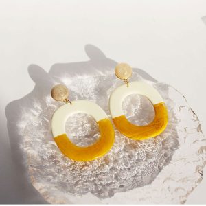 Korean simple retro splicing acetate geometric stud earrings personality temperament fashion earrings creative versatile earrings A14 – Image 7