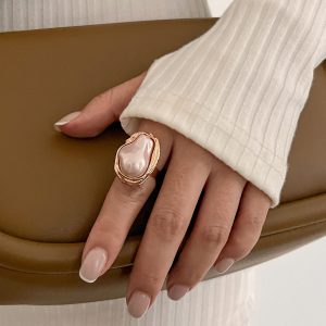 European and American cross-border jewelry Baroque inlaid special-shaped pearl rings Retro irregular alloy rings new – Image 3