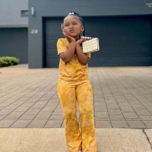 M8025 European and American Foreign Trade Children's Clothing Set 2023 New Ins Style Children's Clothing Girl Set Gold Velvet Short Sleeve Set – Image 4