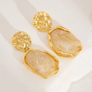 European and American cross-border jewelry, French fashion metallic earrings, light luxury, pearl square pleated earrings – Image 4