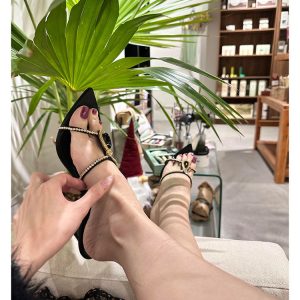 2025 summer new high-end gemstone pointed stiletto sandals for women to wear open-toe slippers with rhinestones – Image 3