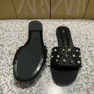ZA2025 Summer New Round Toe Flat Pearl Embellished Sandals Everyday Wear Sandals for Women – Image 3