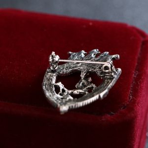 Fashion Brooch Men's Suit Corsage Retro Shield Horse Brooch Rhinestone Badge High-end Clothes Pin Accessories – Image 6