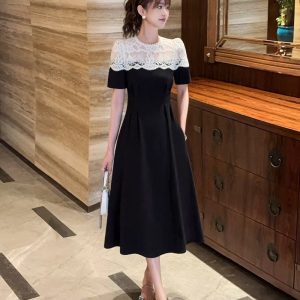 summer new high-end French temperament lace stitching little black dress to cover the belly and look thin A-line dress women – Image 3
