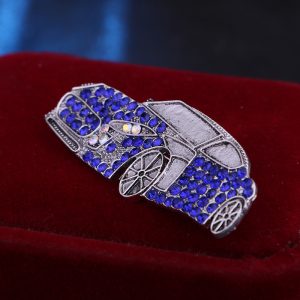 Blue Red Diamond-Encrusted Sports Car Brooch Luxury Car Shape Badge Men's Premium Pin Corsage Suit Accessories – Image 5