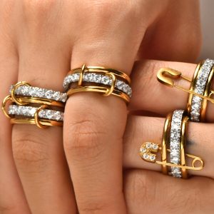 European and American style design sense is full of gold ring buckles and diamond-encrusted multi-layer rings – Image 3
