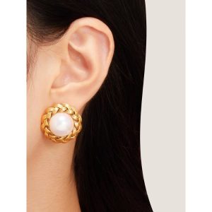 European and American new plaid pearl exaggerated stud earrings women's vintage earrings used silver needle earrings simple and versatile earrings – Image 3