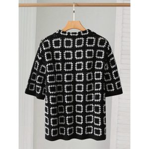 cross-border new men's knitwear black and white contrasting color men's table – Image 5