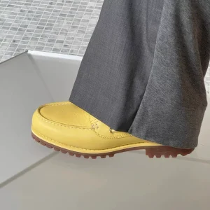 Banana yellow three-eyed boat shoes, retro derby shoes, men's – Image 4