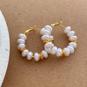 French temperament, elegant and simple, versatile pearl earrings, Korean light luxury, niche personality earrings, sweet and gentle earrings – Image 3