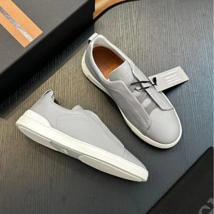 Pure original channel goods, European and American new leather men's casual small white shoes, lightweight, breathable, cross elastic slip shoes – Image 3